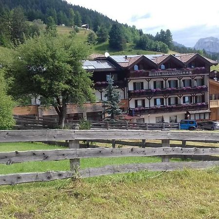 Hotel Miramonti Виго ди Фаса Екстериор снимка