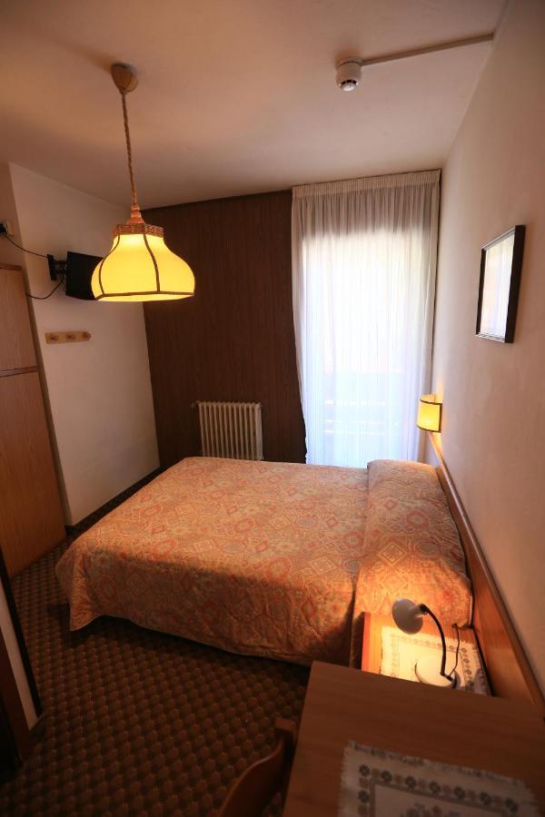 Hotel Miramonti Виго ди Фаса Екстериор снимка