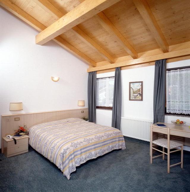 Hotel Miramonti Виго ди Фаса Екстериор снимка