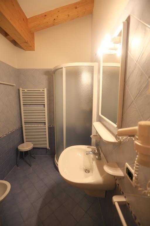 Hotel Miramonti Виго ди Фаса Екстериор снимка
