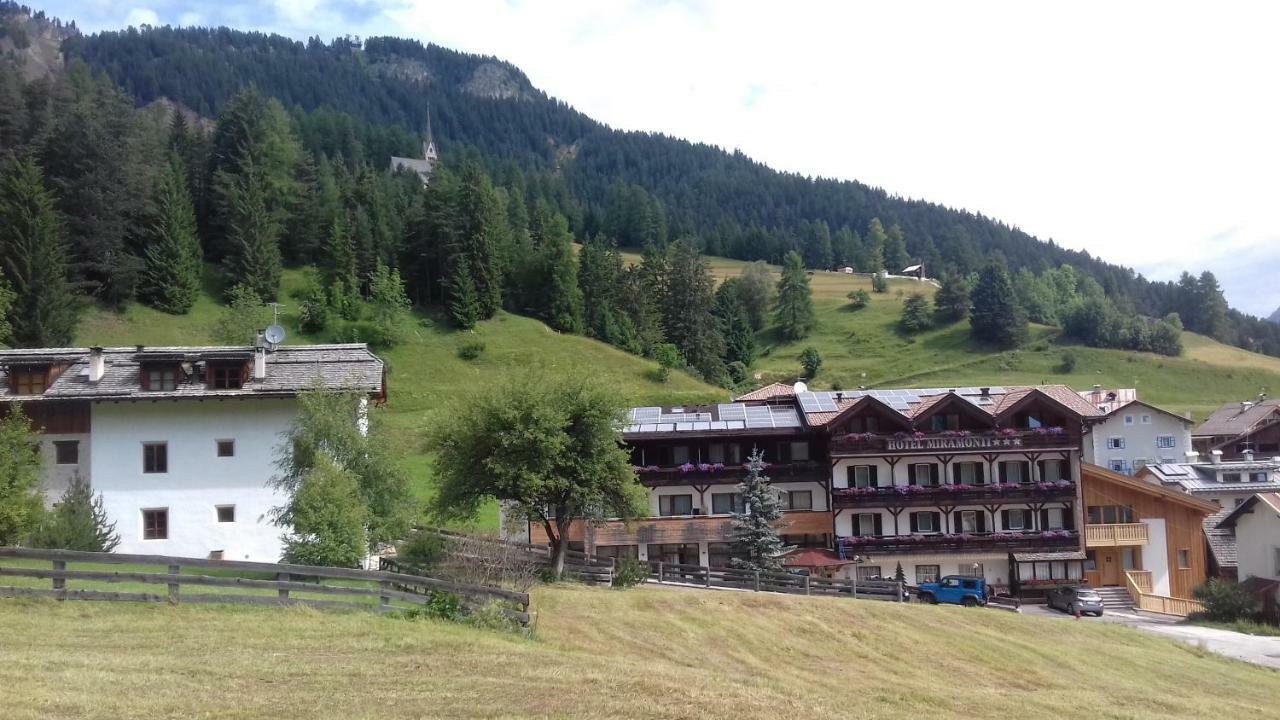 Hotel Miramonti Виго ди Фаса Екстериор снимка